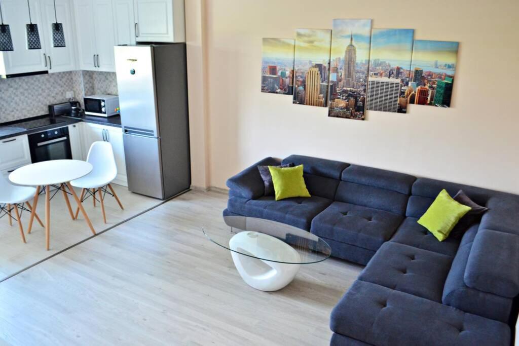M&M Apartment Орадеа Екстериор снимка