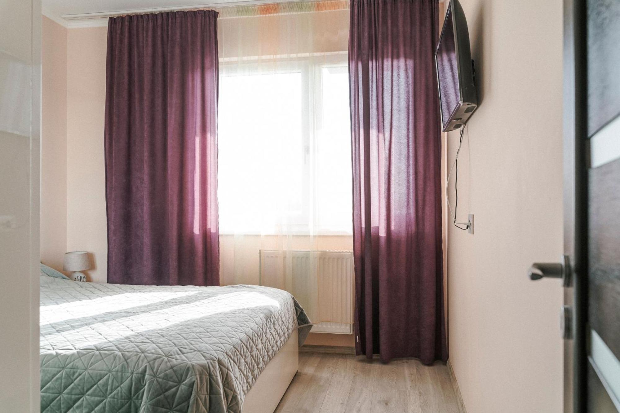 M&M Apartment Орадеа Екстериор снимка