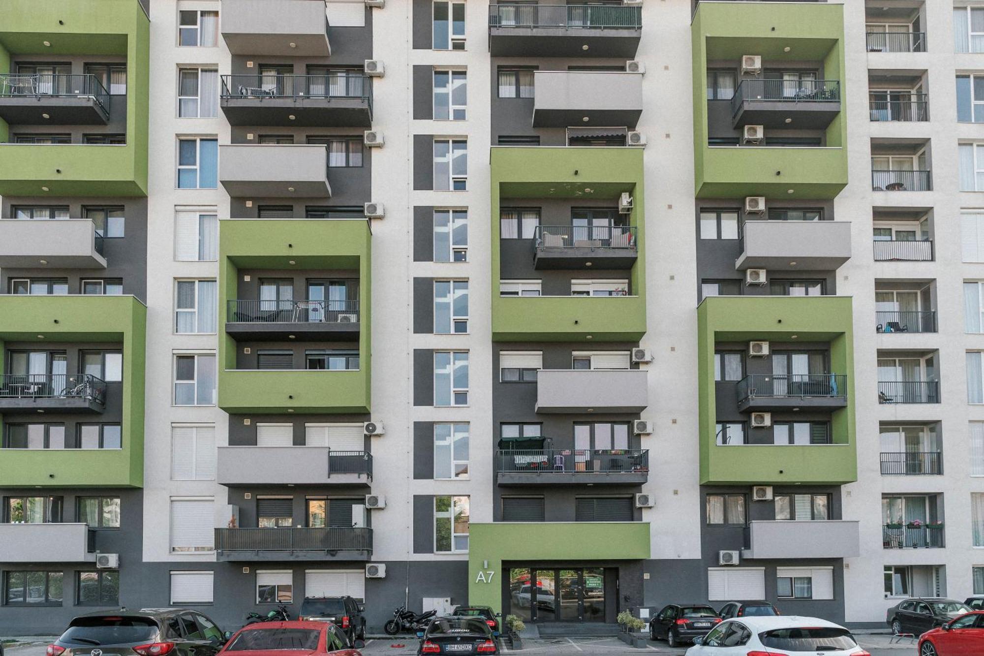 M&M Apartment Орадеа Екстериор снимка