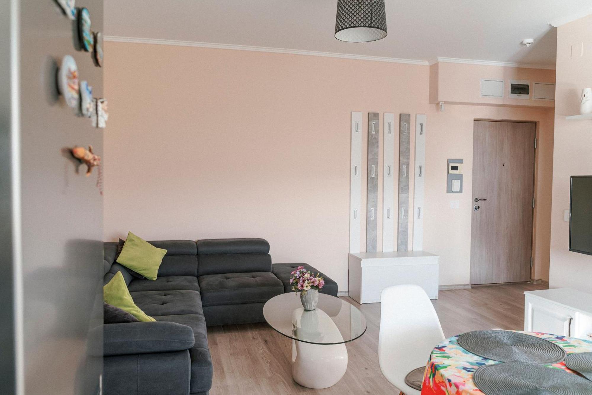 M&M Apartment Орадеа Екстериор снимка