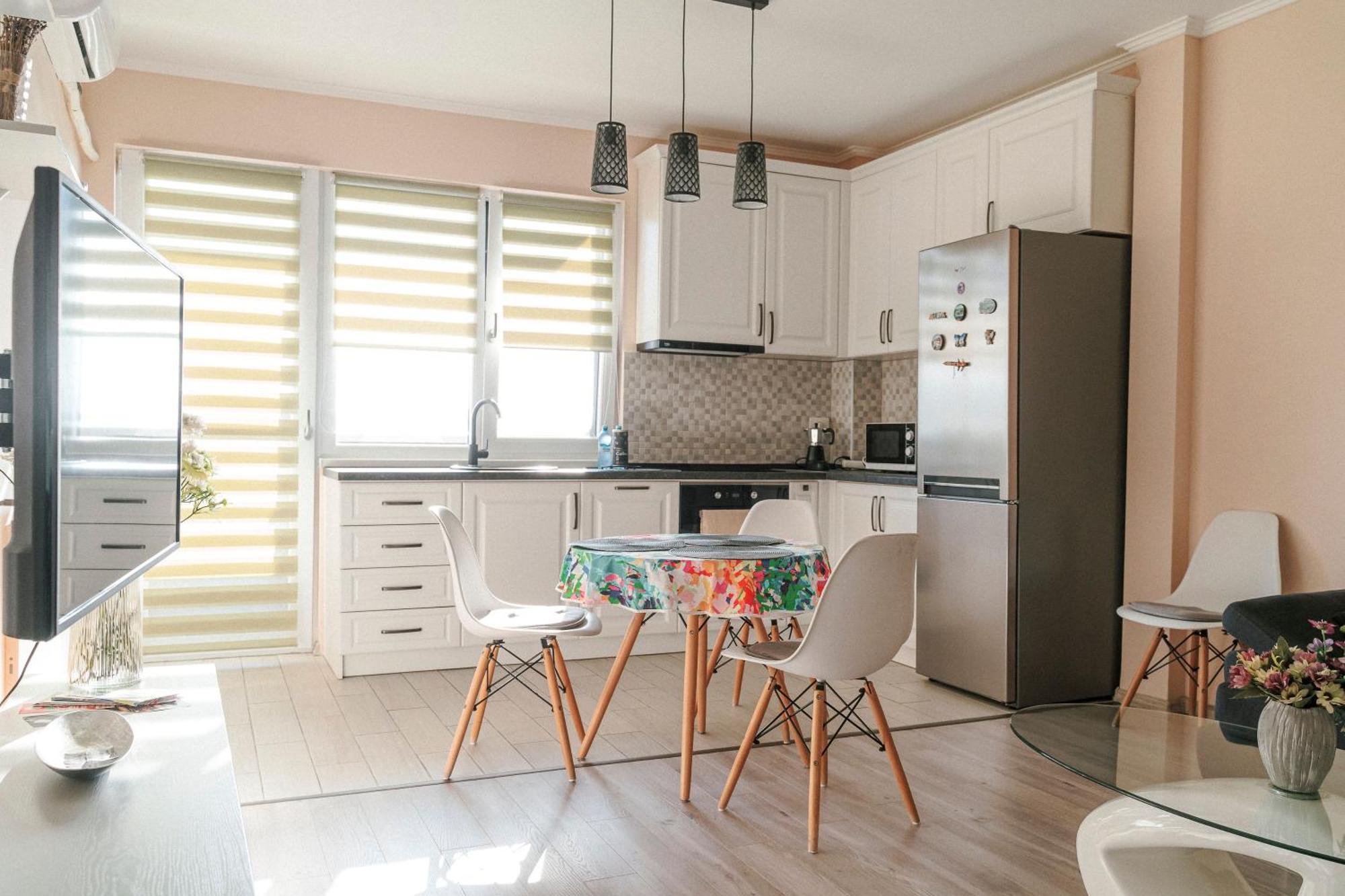 M&M Apartment Орадеа Екстериор снимка